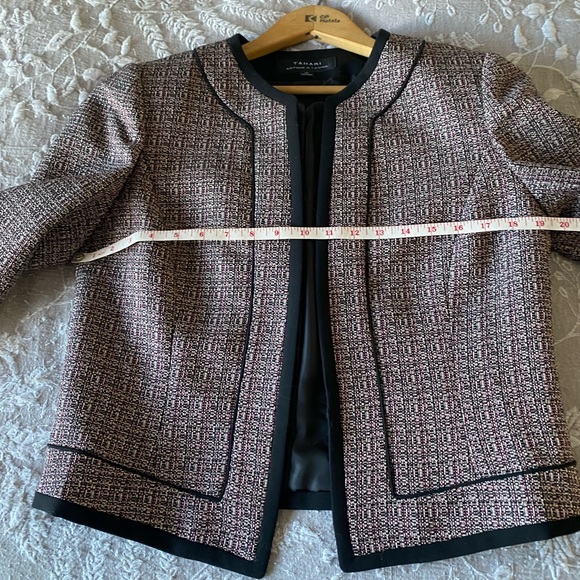 Short Jacket - Picture 5 of 8